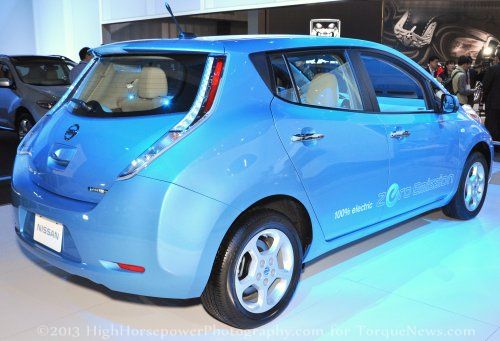 Nissan Leaf soundly beats the Chevy Volt to lead US EV sales* | Torque News